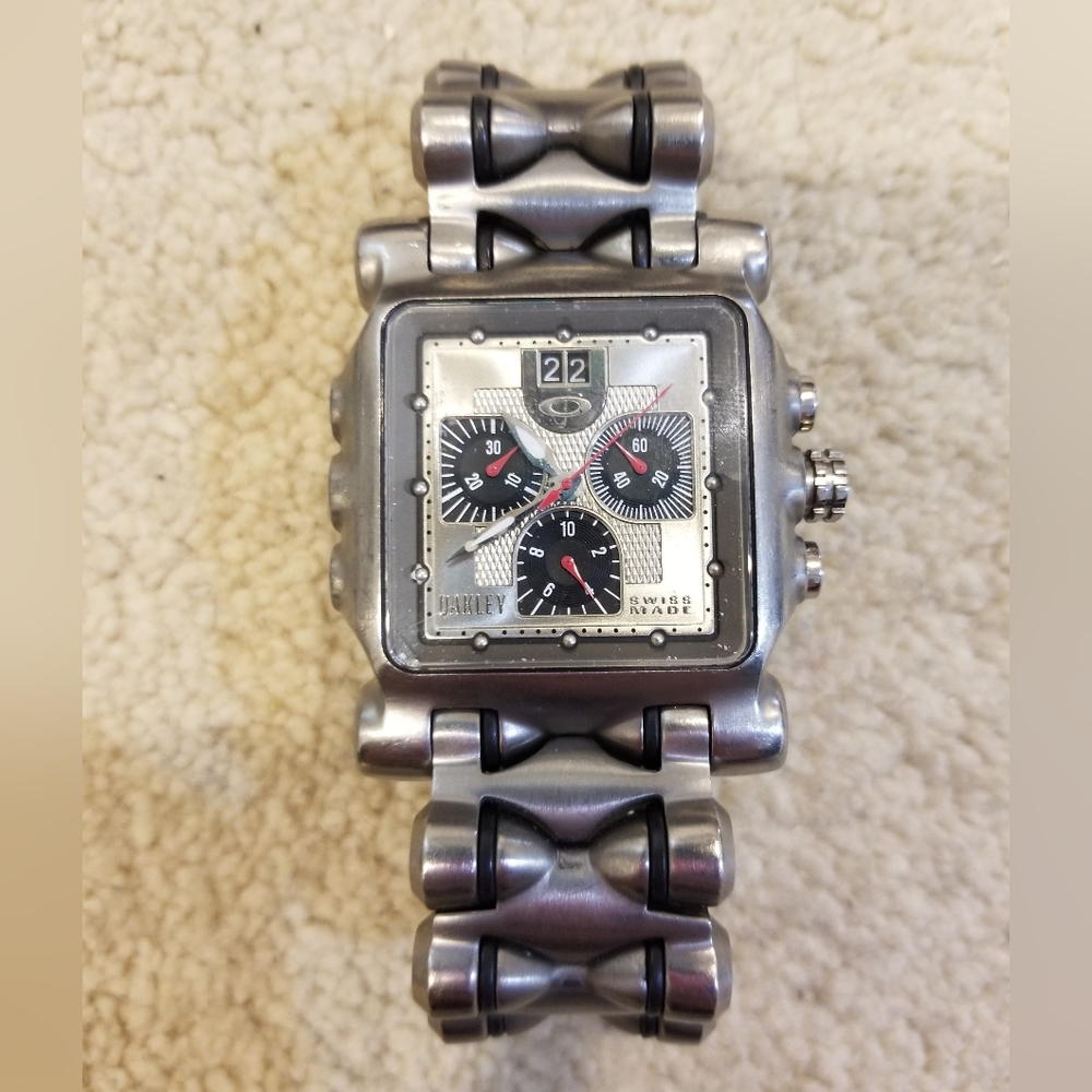 Oakley Minute Machine watch